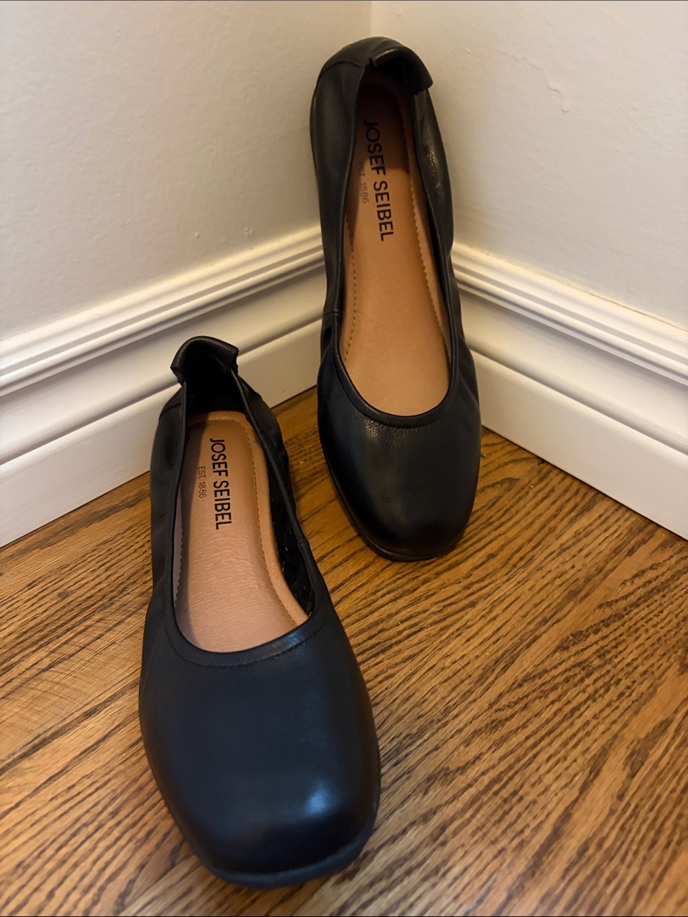 Josef Seibel FENJA 01 Women Black Leather Slip-On Ballet Flats